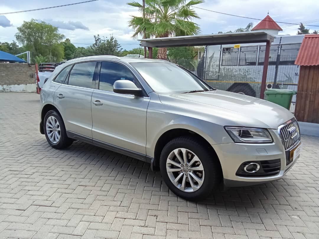 Audi Q5 3.0 200KW TFSI SE Quattro in Namibia