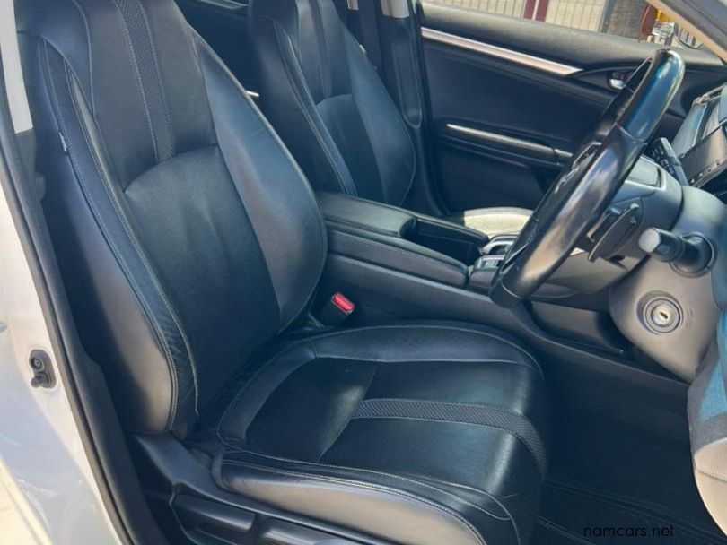 2020 Honda Civic 1.8 Elegance CVT photo