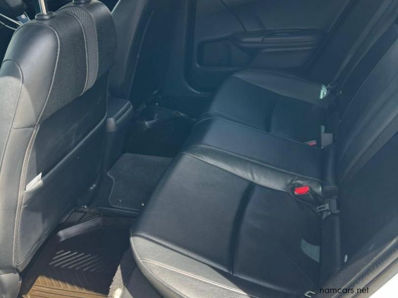 2020 Honda Civic 1.8 Elegance CVT photo