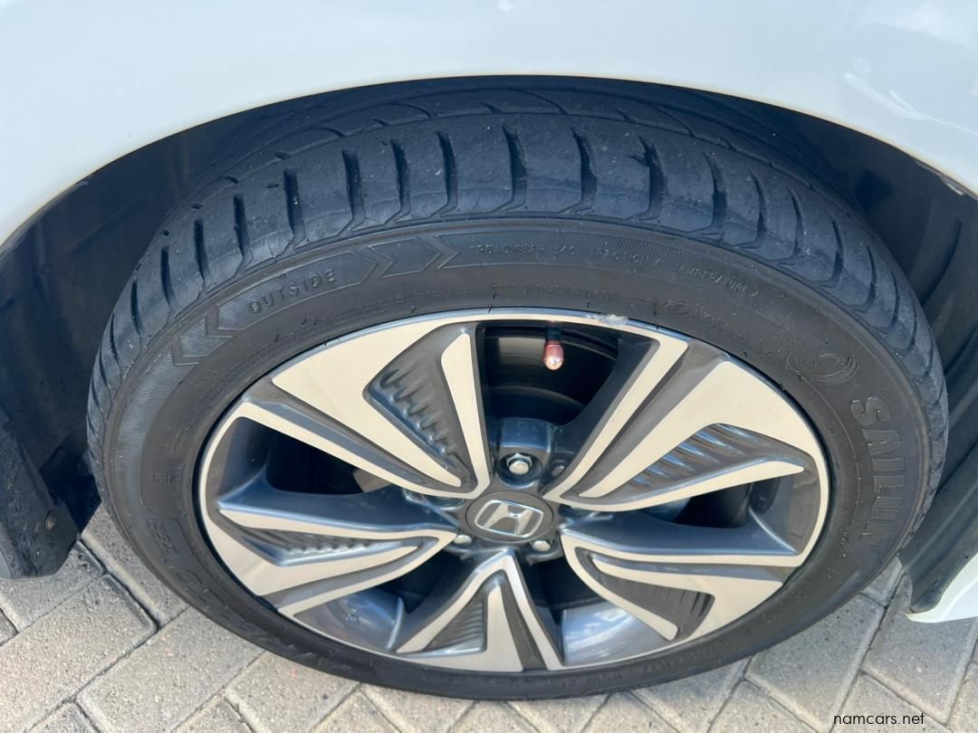 2020 Honda Civic 1.8 Elegance CVT photo