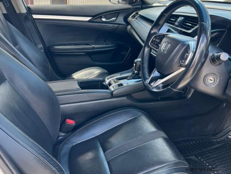 2020 Honda Civic 1.8 Elegance CVT photo