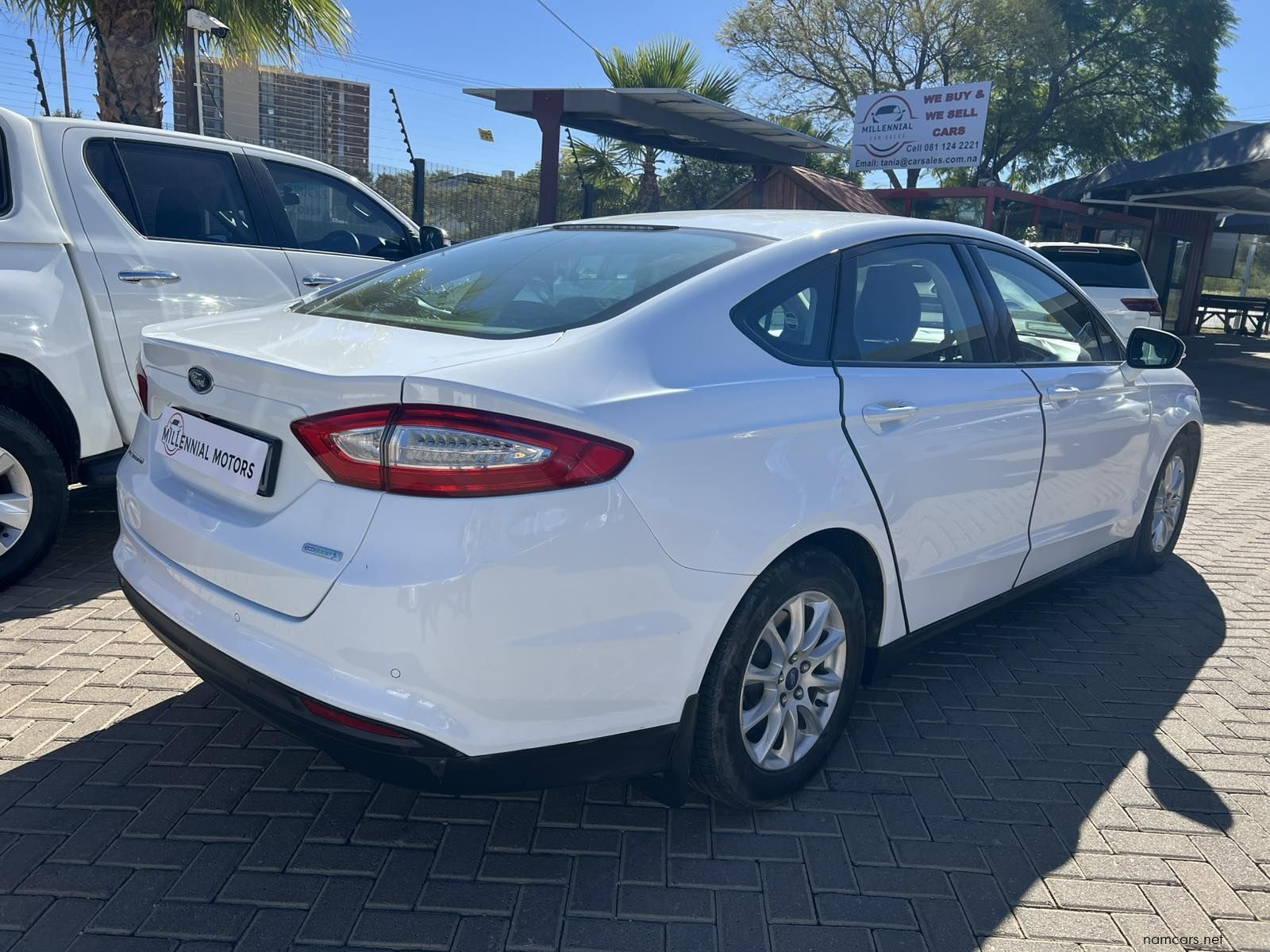2016 Ford Fusion 1.5 Ecoboost Trendline A/T photo