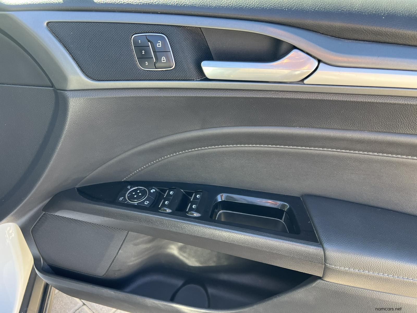 2016 Ford Fusion 1.5 Ecoboost Trendline A/T photo