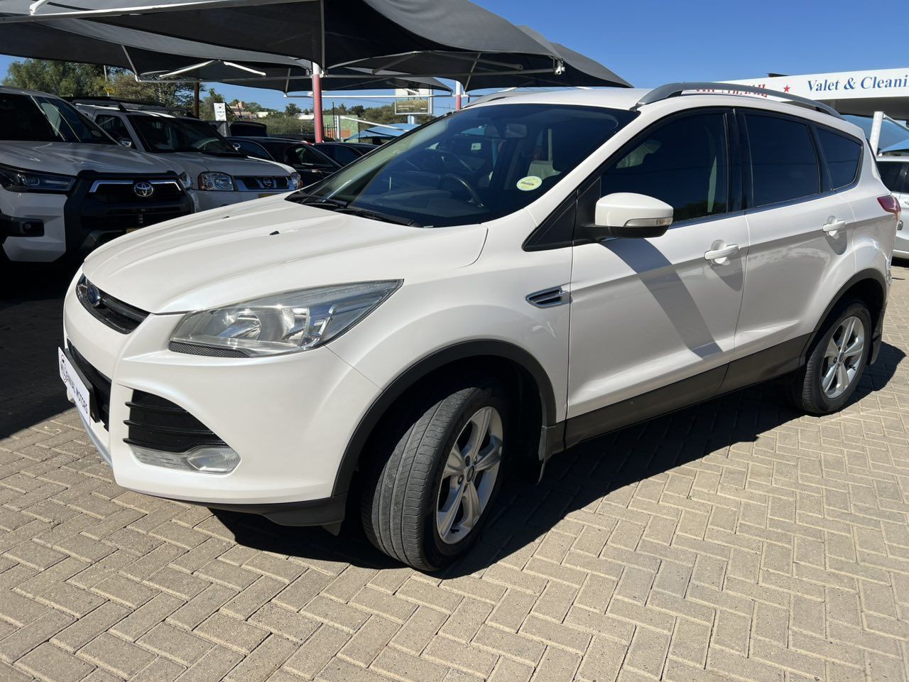 2016 Ford Kuga 1.5 Ecoboost Ambiente photo