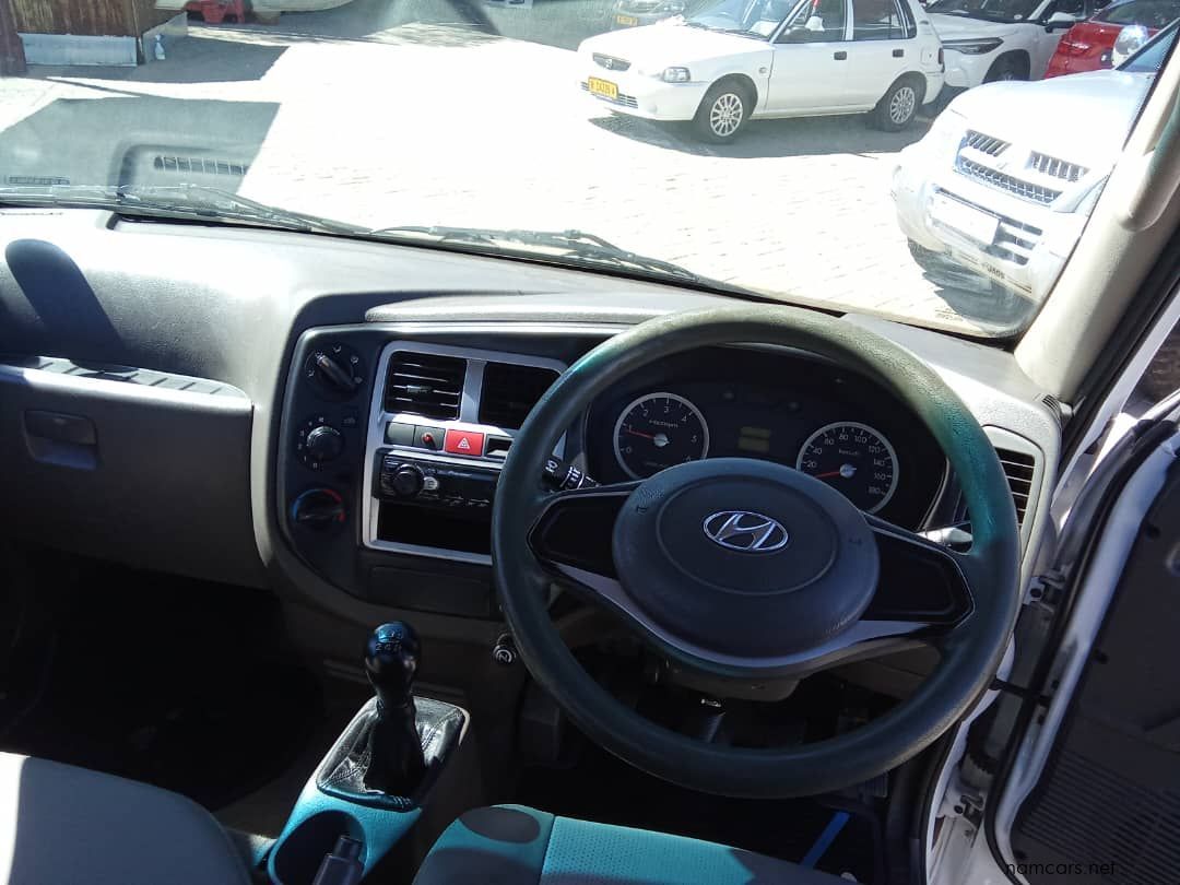 2022 Hyundai H100 2.6D D/S photo