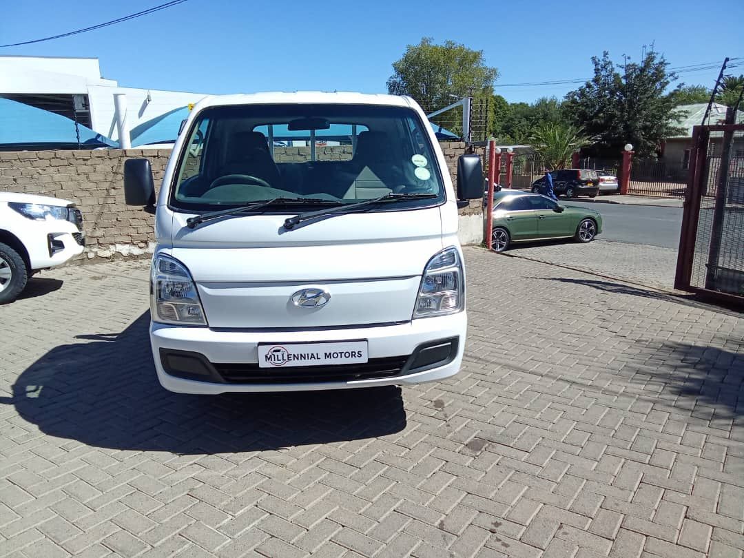 2022 Hyundai H100 2.6D D/S photo