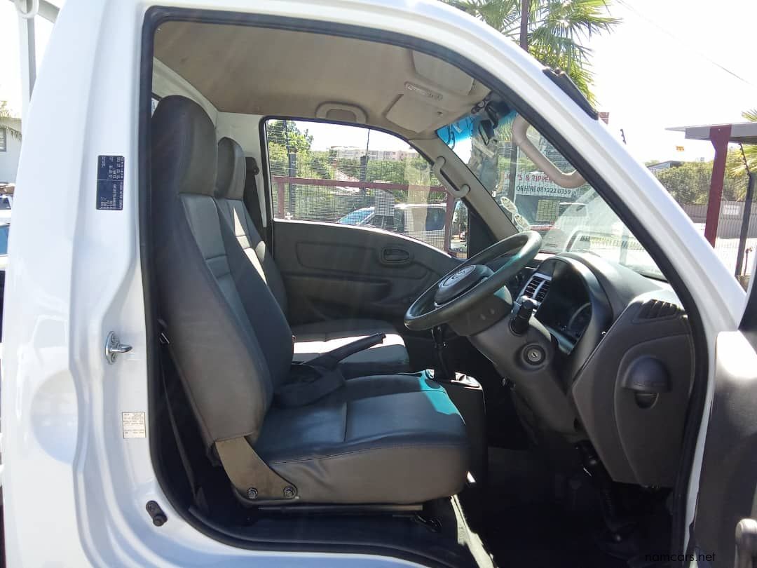 2022 Hyundai H100 2.6D D/S photo