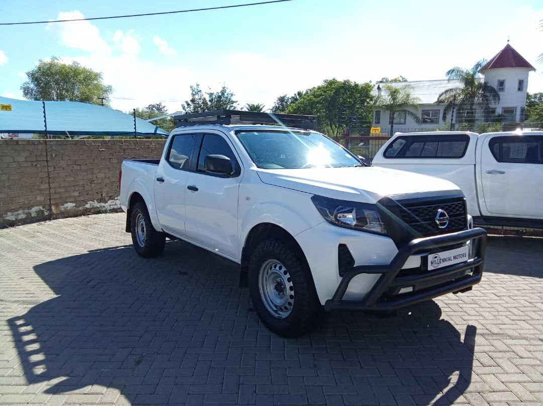 Used Nissan Navara 2.5 4x4 D/C for sale in Windhoek, Namibia