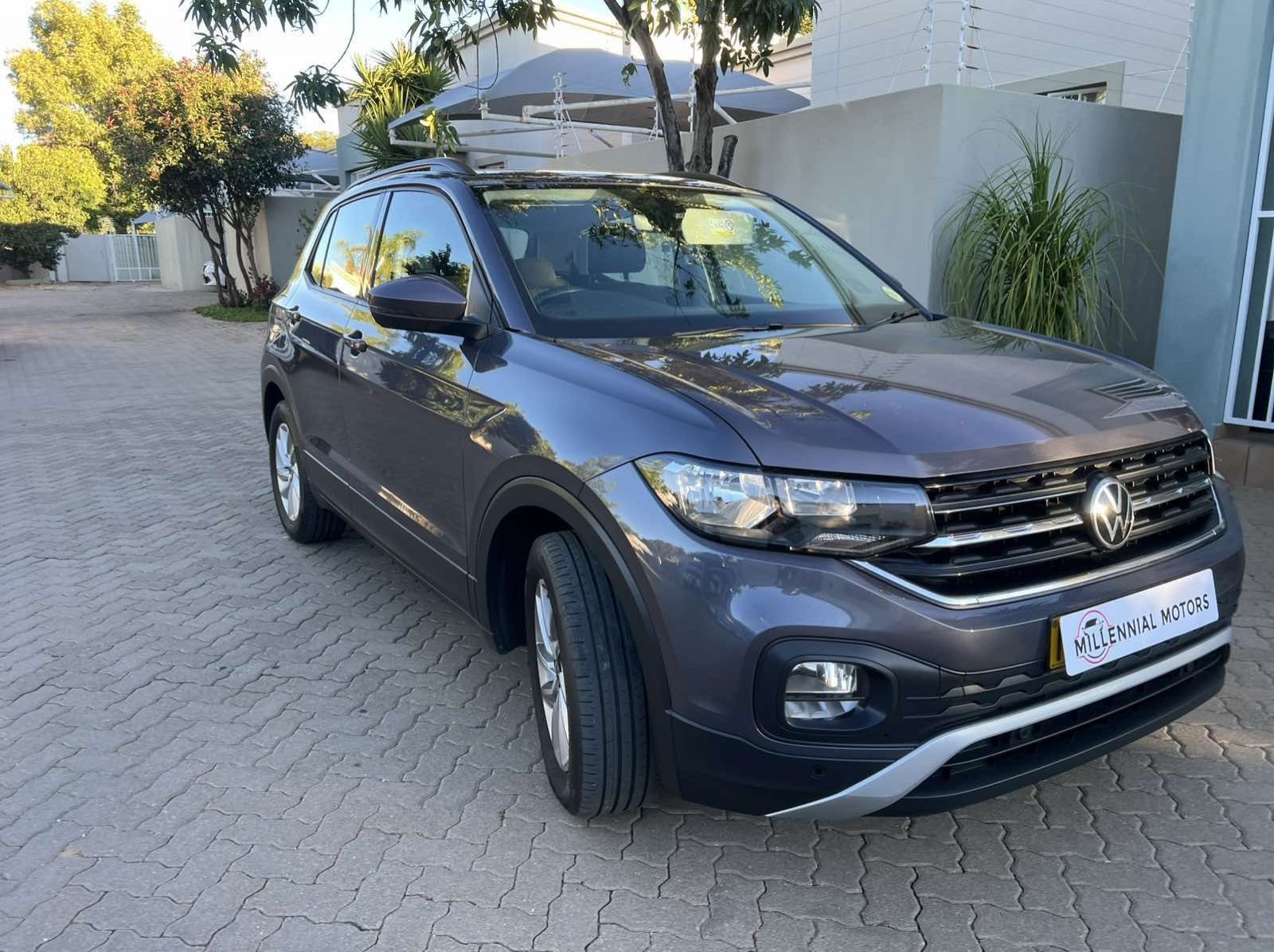 2024 Volkswagen T-Cross 1.0 TSI COMFORTLINE pictures