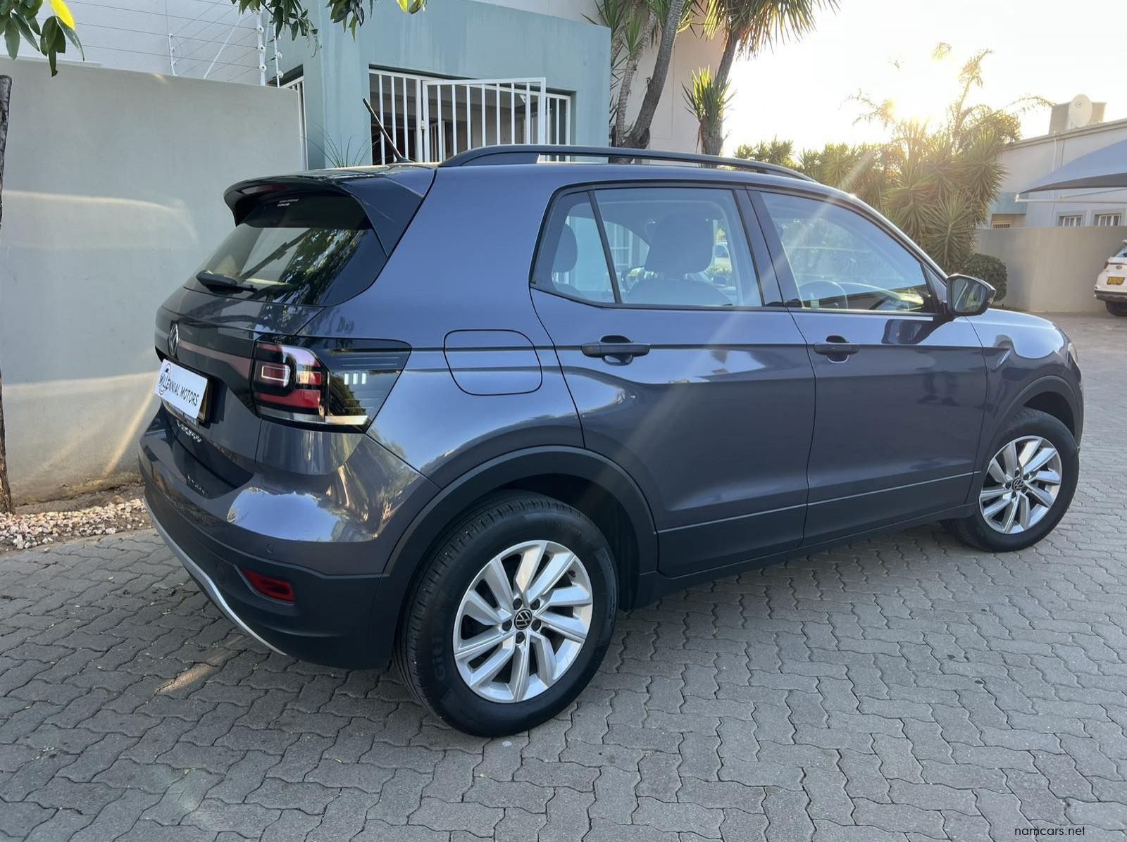2024 Volkswagen T-Cross 1.0 TSI COMFORTLINE pictures