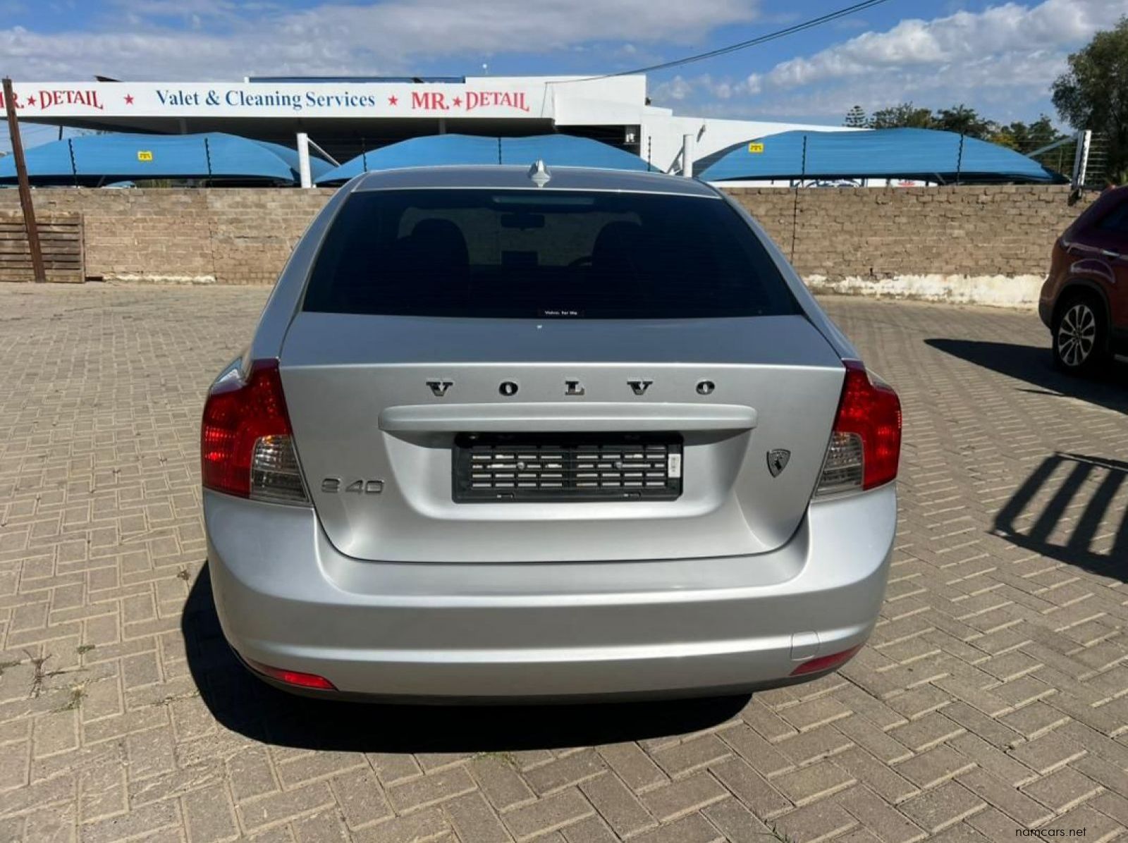 2010 Volvo S40 2.0 Petrol pictures