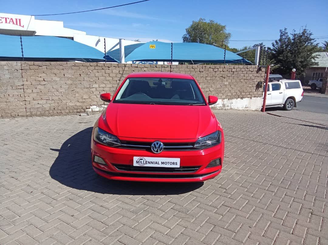 2018 Volkswagen Polo TSI Comfortline pictures