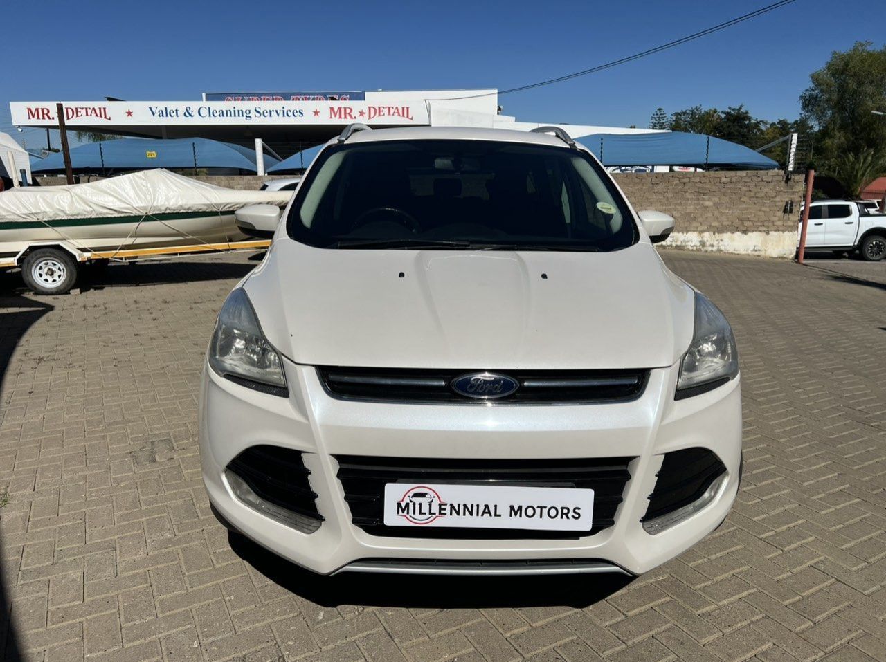 2016 Ford Kuga 1.5 Ecoboost Ambiente pictures