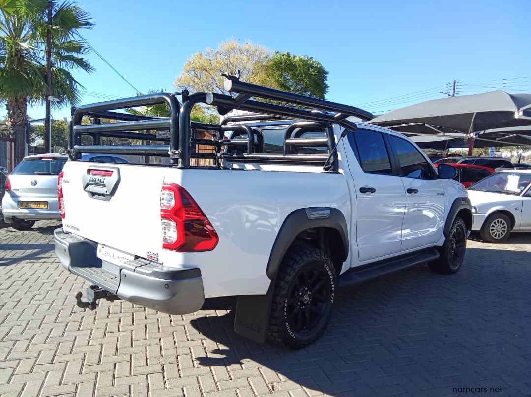2025 Toyota Hilux 2.8 GD-6 RB LEGEND 4X4 pictures