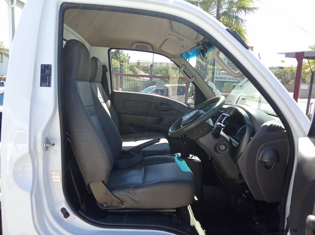 2022 Hyundai H100 2.6D D/S pictures