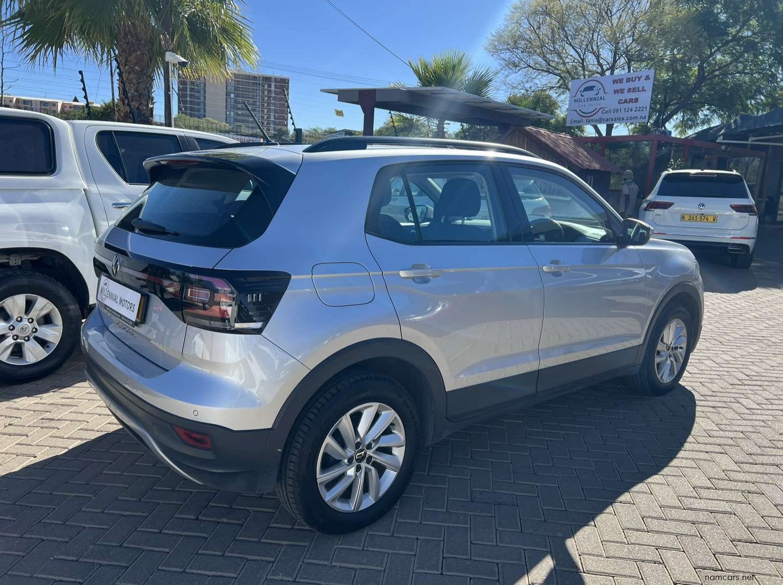 2023 Volkswagen T-CROSS 1.0 TSI COMFORTLINE pictures