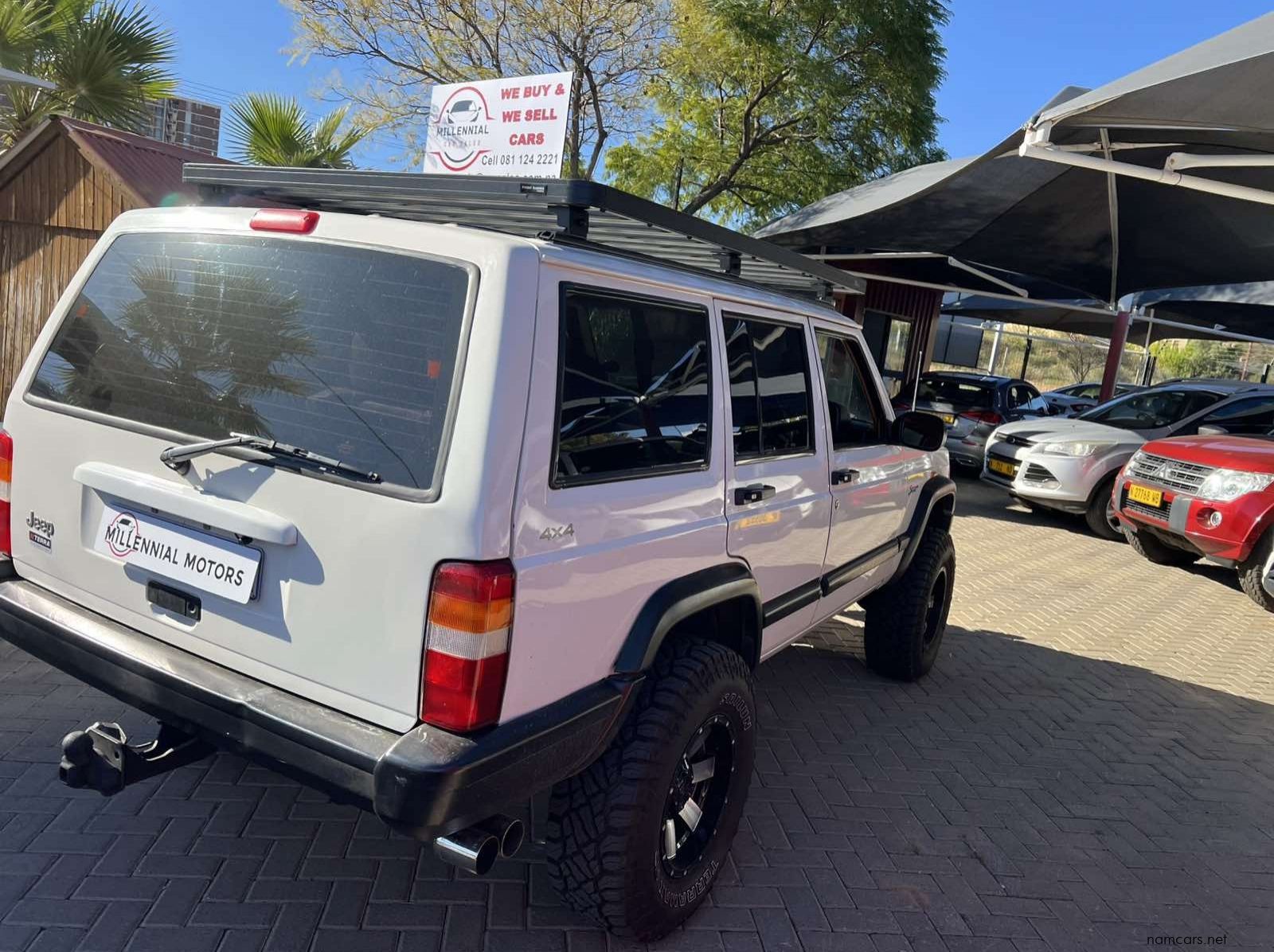 1998 Jeep Cherokee Sport 4.0 A/T pictures