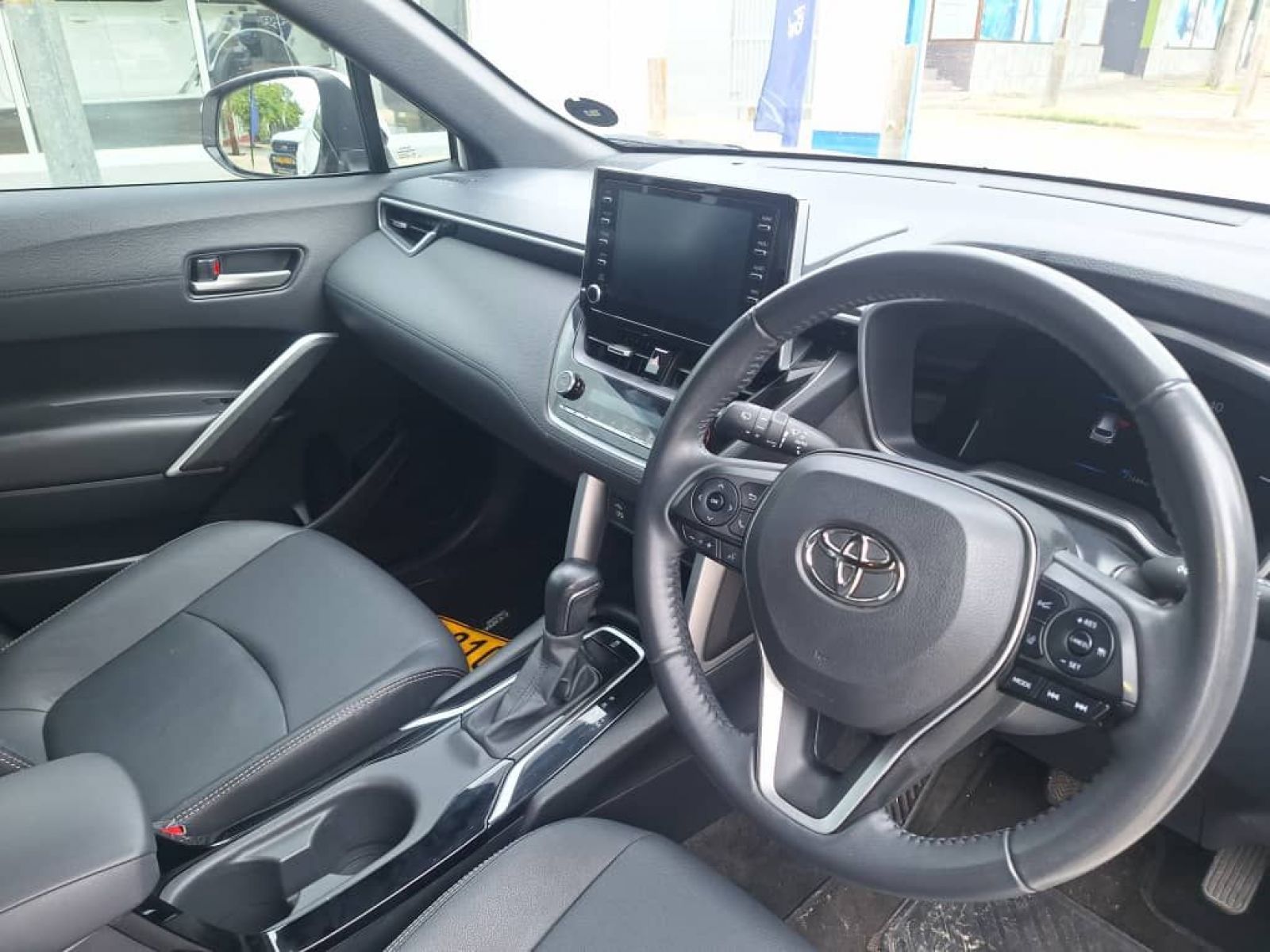 2022 Toyota Corolla Cross 1.8XR photo