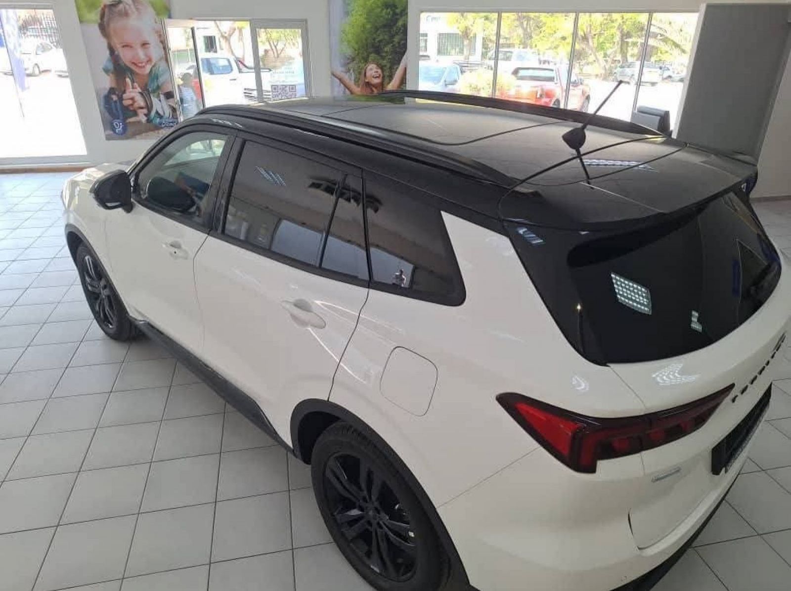 2025 Ford Territory 1.8GTDi 7AT Dark Edition pictures