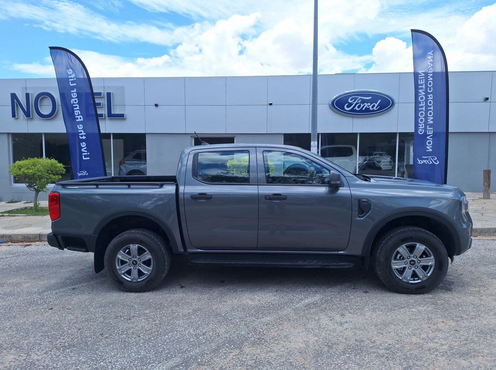 2025 Ford Ranger 2.0SiT XL 6AT 4X4 D/Cab pictures