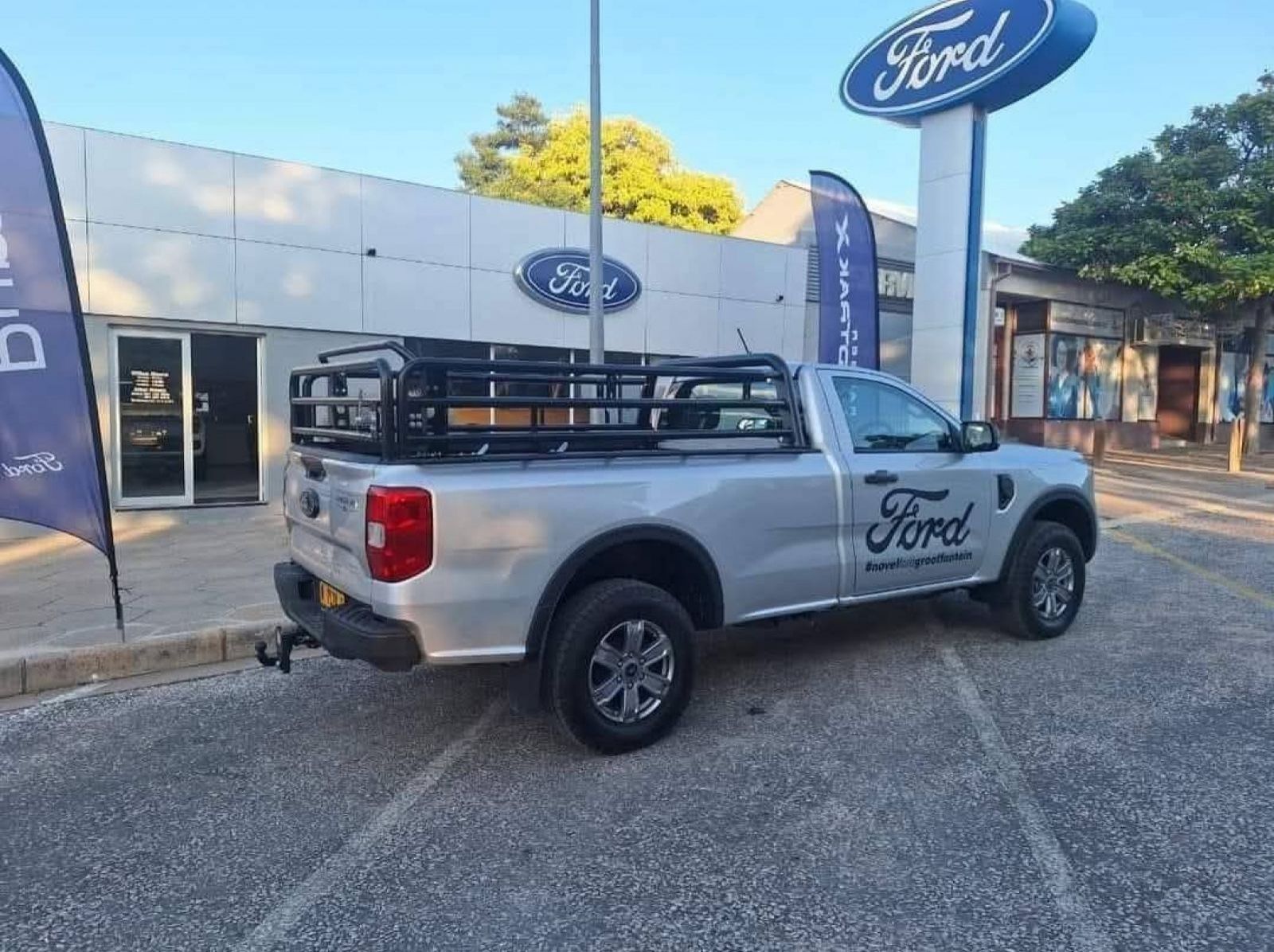 2025 Ford Ranger 2.0TDCi XL 4X4 6MT LWB pictures