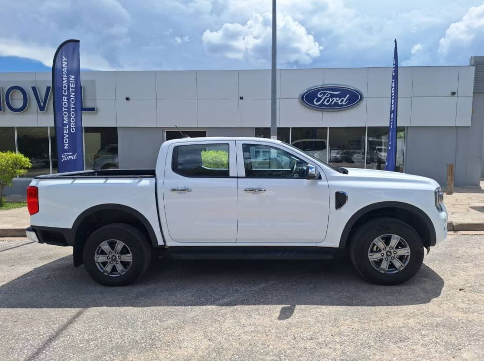 2025 Ford Ranger 2.0SiT 4x2 XL 6AT D/Cab pictures