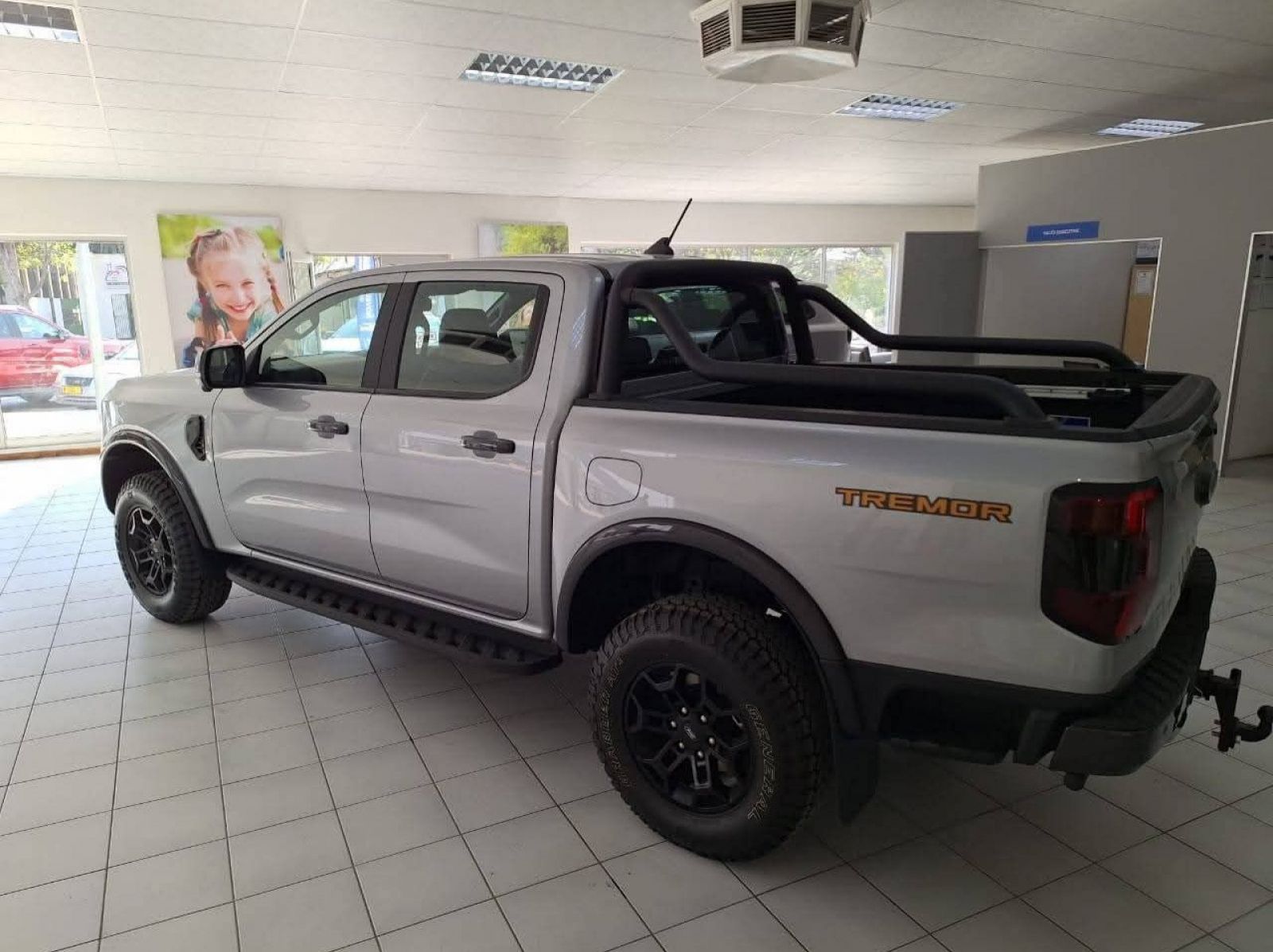 2025 Ford Ranger 2.0BiT Tremor 10AT 4X4 D/Cab pictures