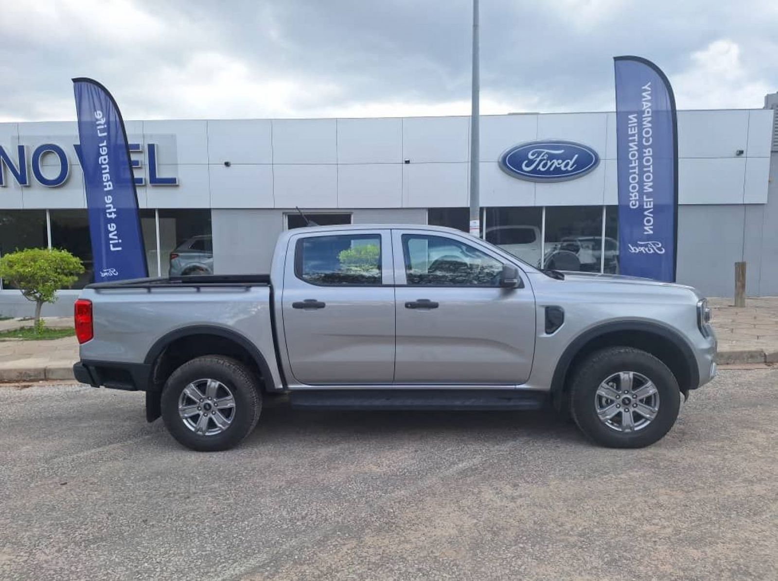 2025 Ford Ranger 2.0SiT XL 6AT 4X4 D/Cab pictures