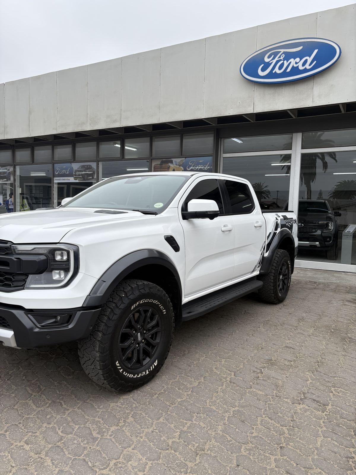 2023 Ford Ford Ranger Raptor  3.0 V6  Twin -Turbo 4WD photo