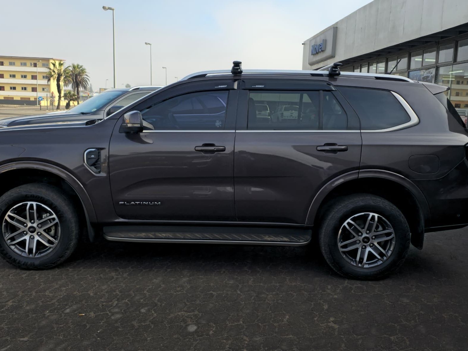 2023 Ford Ford Everest Platinium 3.0 v6 Awd photo