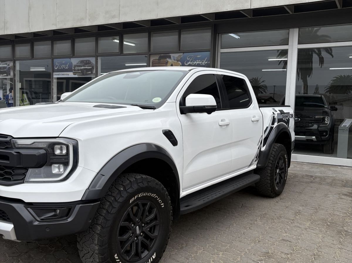 2023 Ford Ford Ranger Raptor  3.0 V6  Twin -Turbo 4WD pictures