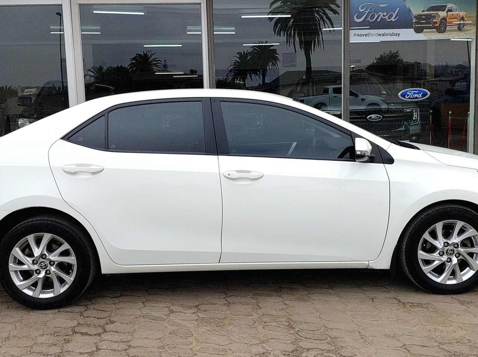 2022 Toyota Corolla Quest 1.8 Exclusive Cvt pictures