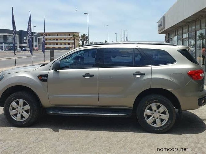 2019 Ford Ford Everest 2.2 Xls 4x4 Mt pictures