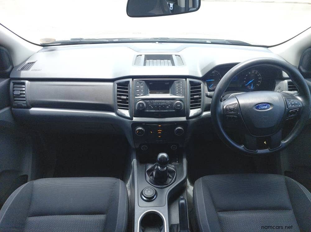 2019 Ford Ford Everest 2.2 Xls 4x4 Mt pictures