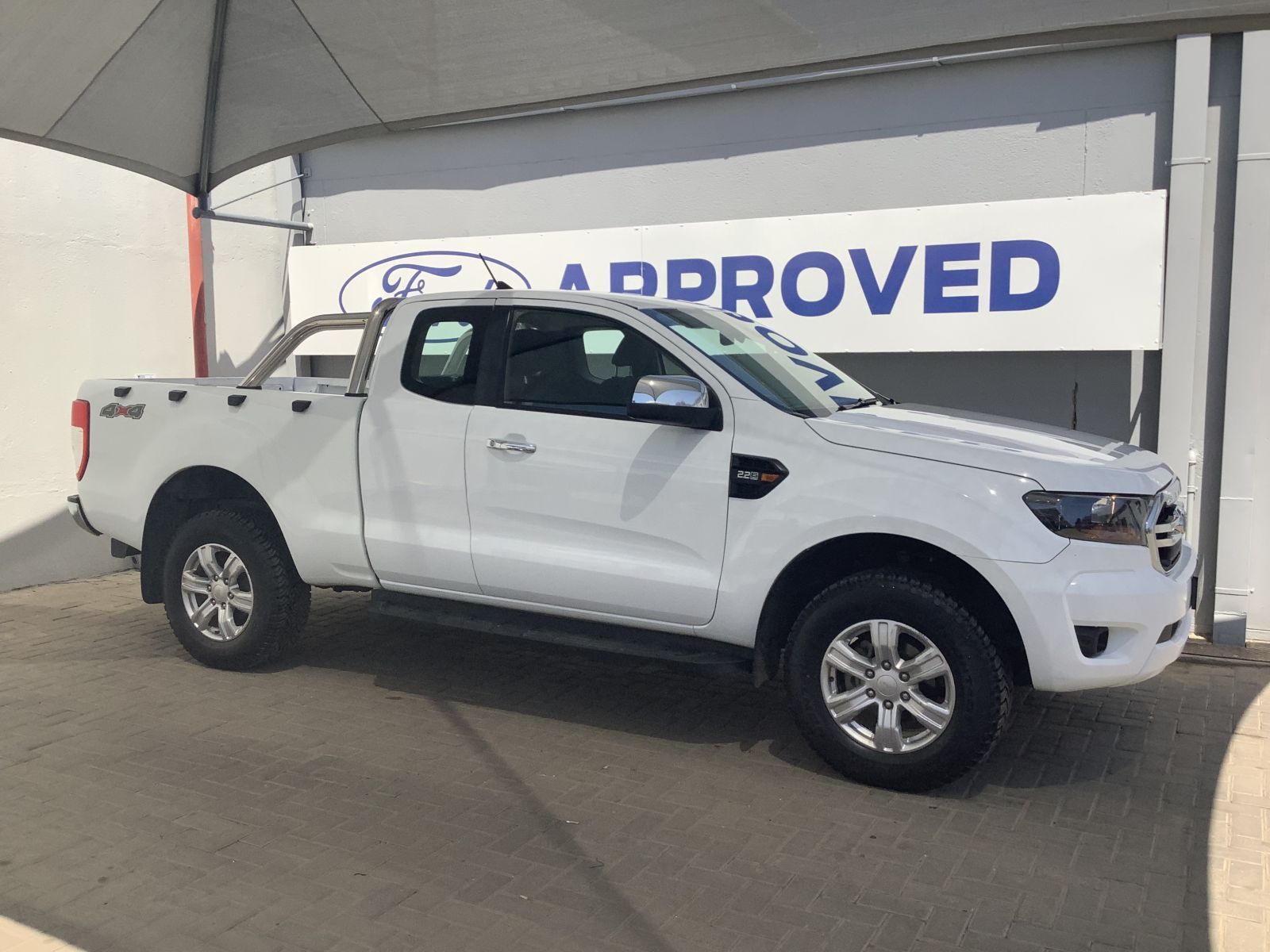 Ford RANGER 2.2TDCI XLS 4x4 AT SUP/CAB in Namibia