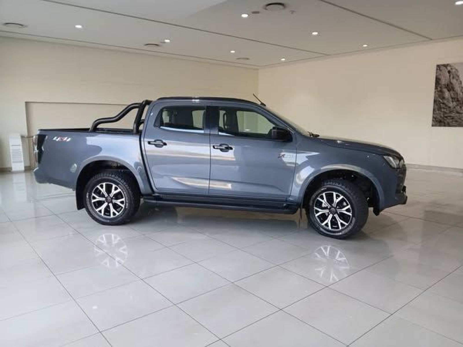 Isuzu D-MAX 1.9TDI HR X-RIDER 4X4 A/T D/C in Namibia