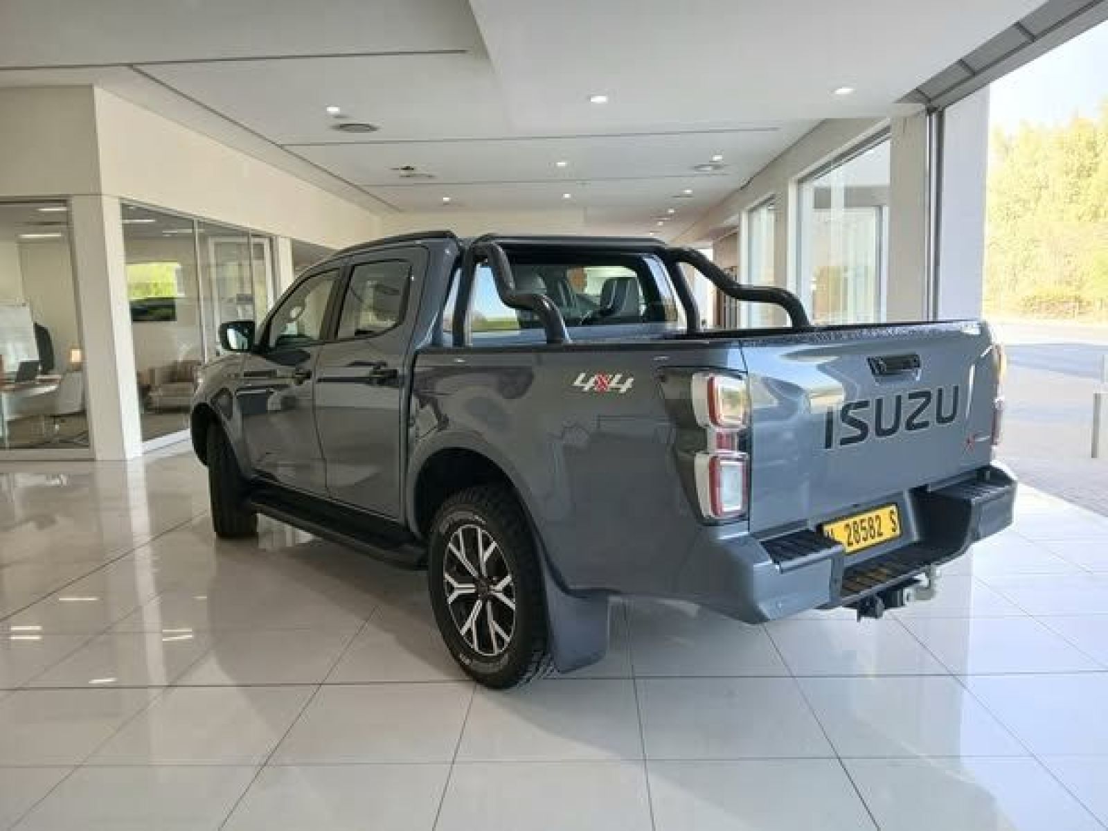 2025 Isuzu D-MAX 1.9TDI HR X-RIDER 4X4 A/T D/C photo