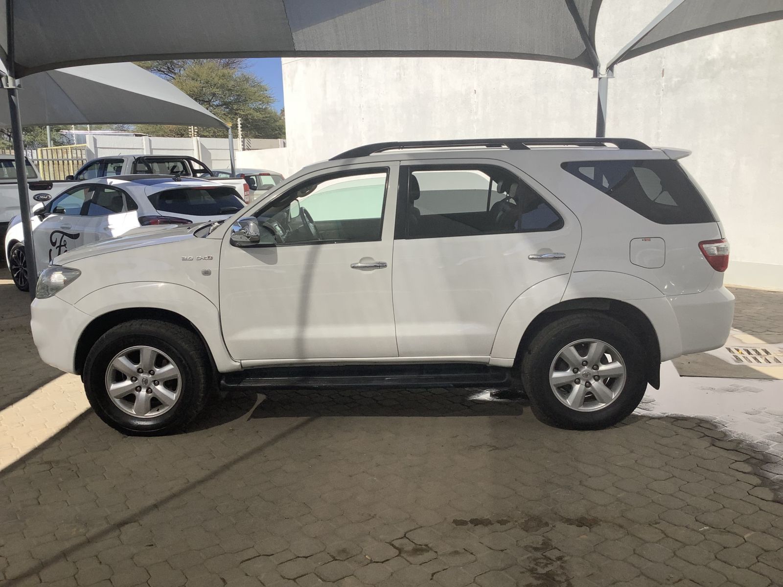 Toyota FORTUNER 30D-4DRB AT in Namibia