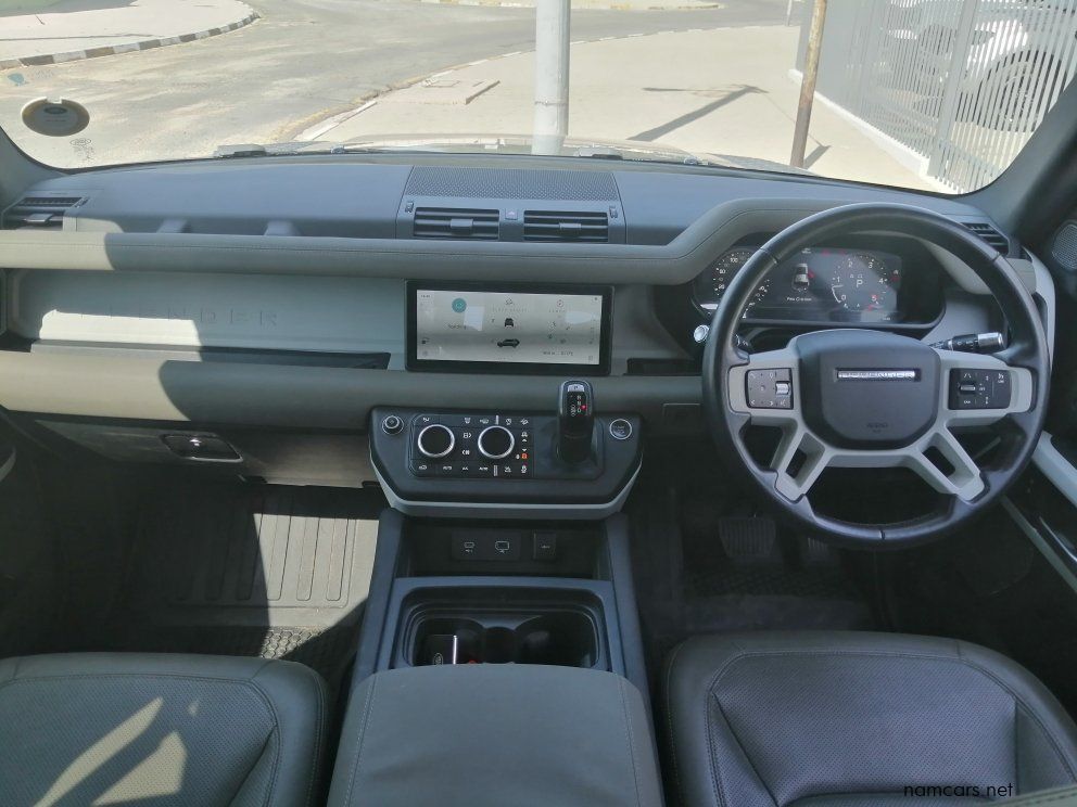 2022 Land Rover DEFENDER 110 D300 S photo