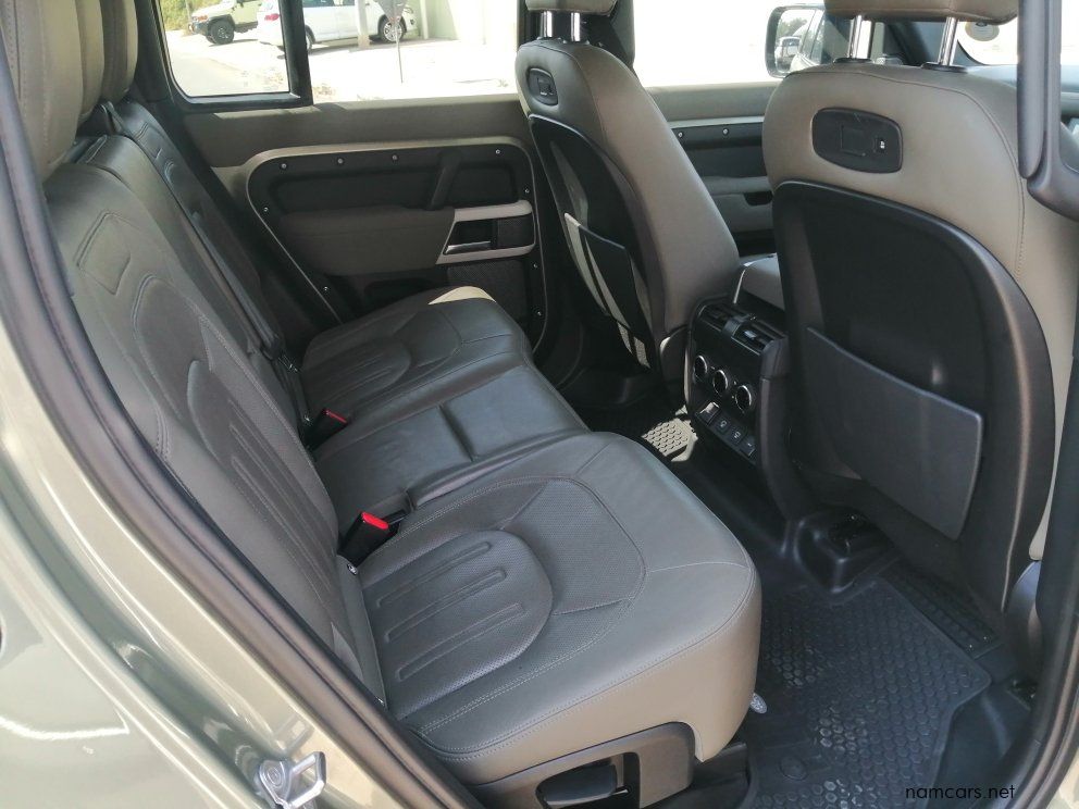 2022 Land Rover DEFENDER 110 D300 S photo