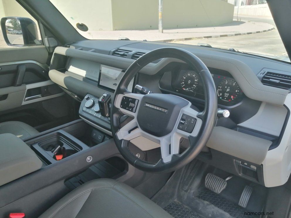 2022 Land Rover DEFENDER 110 D300 S photo