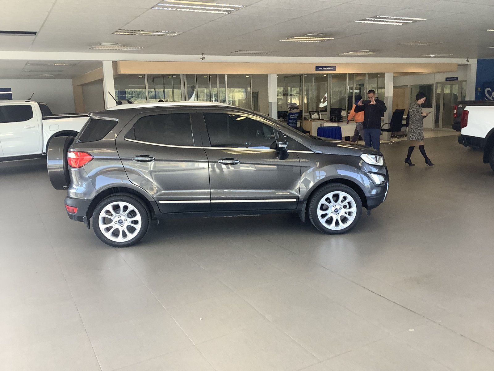 2016 Ford ECOPSPORT 15TIVCT TITANIUM A/T photo