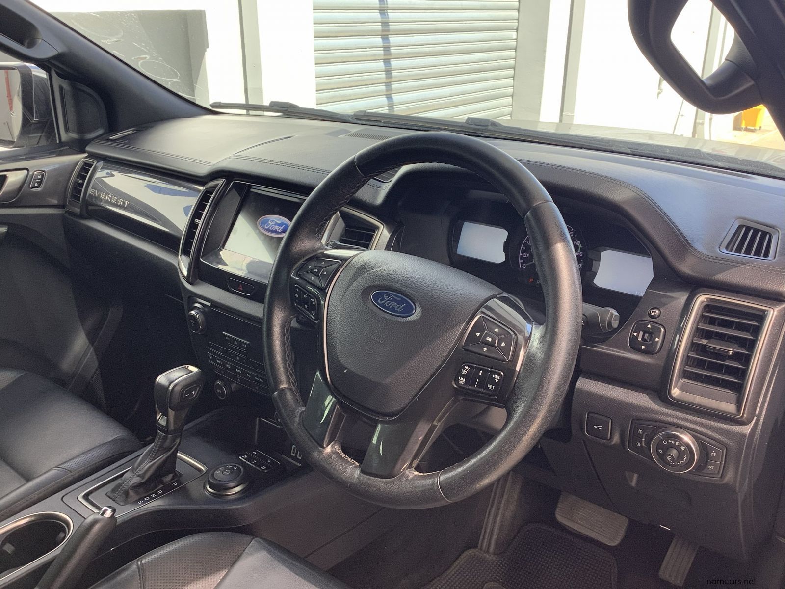 2020 Ford EVEREST 20BI-TURBO LTD 4X4 10SP A/T photo