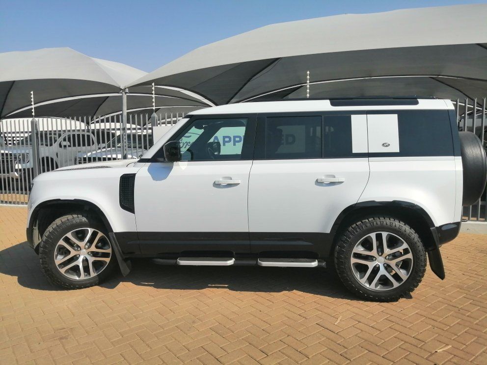 2021 Land Rover DEFENDER 110 D240 HSE 177KW photo