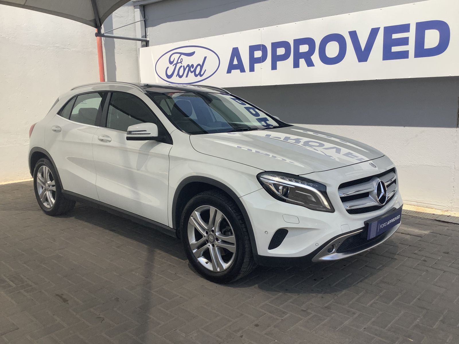 2014 Mercedes-Benz GLA 220CDI AT 4Mtic photo