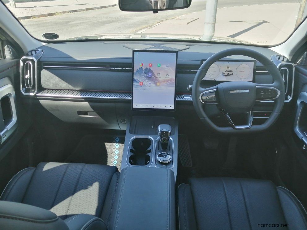 2026 Jaecoo J7 GLACIER 2WD photo
