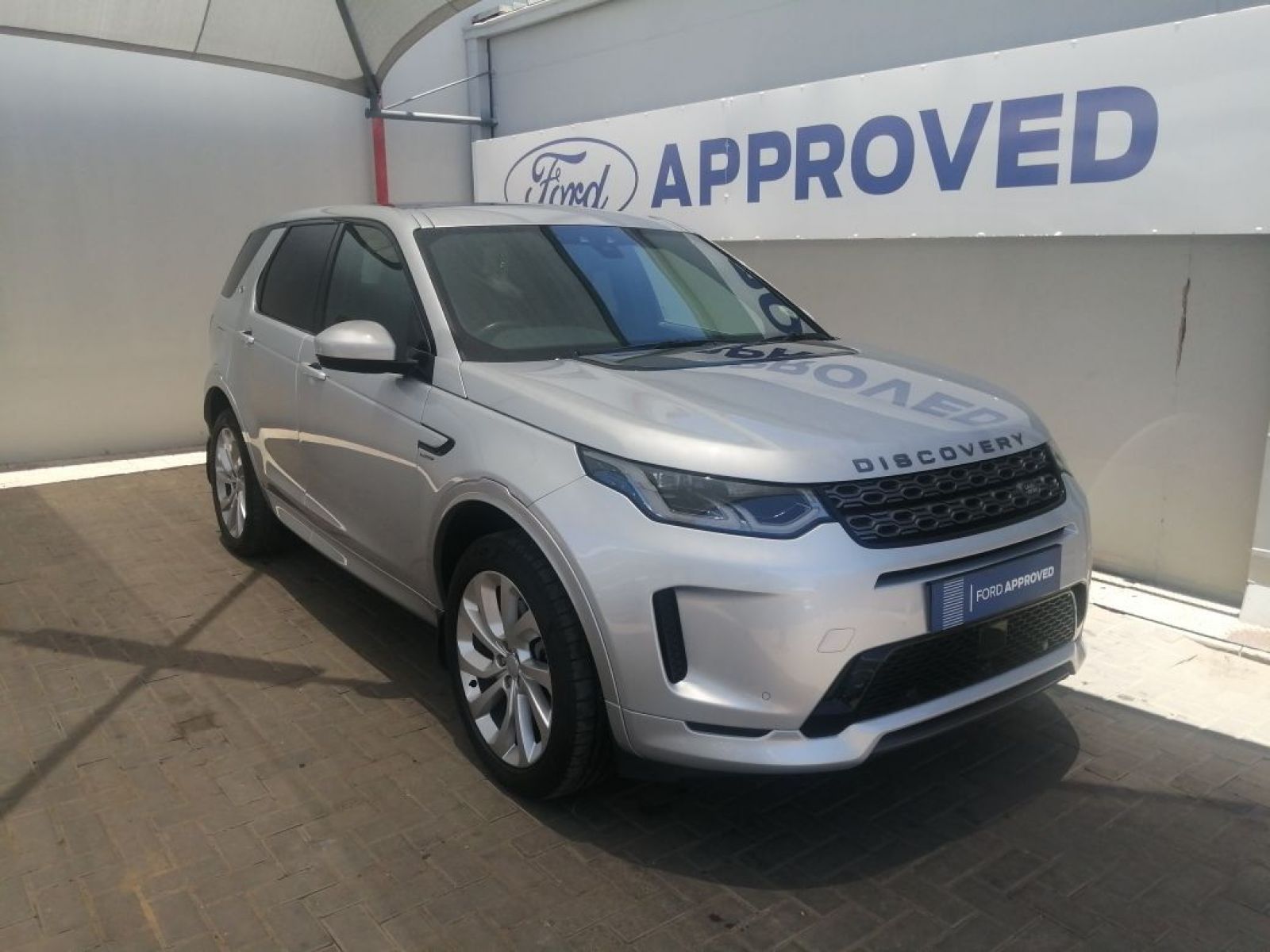 2020 Land Rover DISCOVERY SPORT 20D HSE R-DYNAMIC photo
