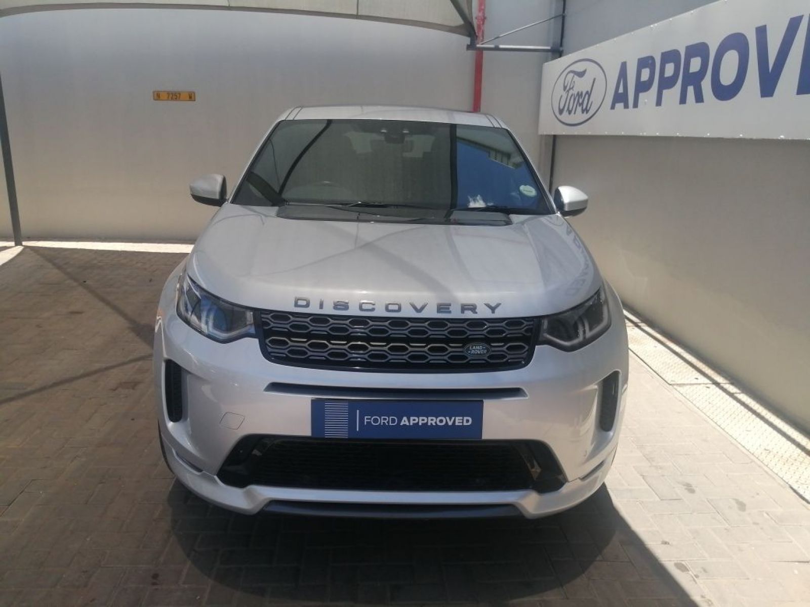 2020 Land Rover DISCOVERY SPORT 20D HSE R-DYNAMIC photo