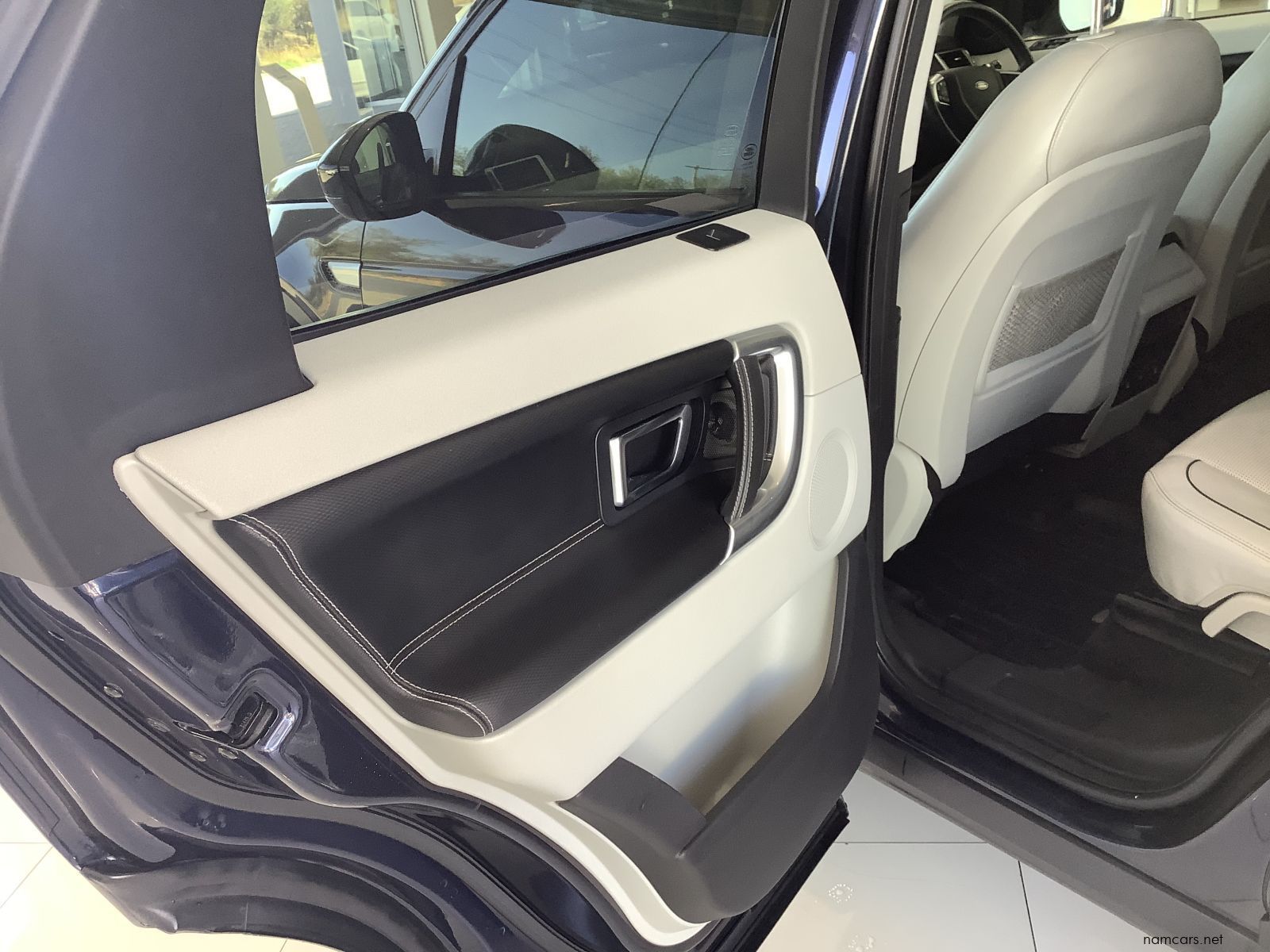 2018 Land Rover DISCOVERY SPORT 2.0i4D HSE photo