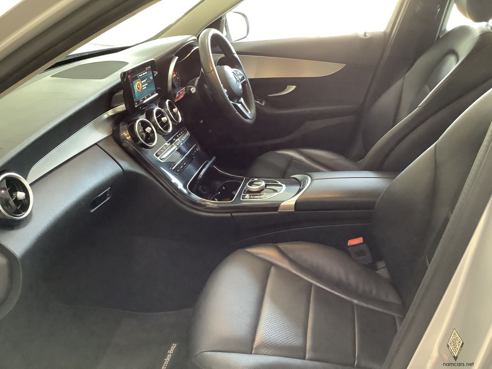 2021 Mercedes-Benz C180 AT photo